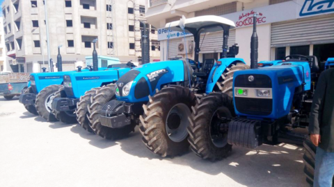 Installation-GPS-dans-des-tracteurs-landini-Kairouan