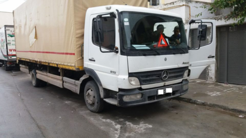 Installation-GPS-dans-un-camion-Mercedes